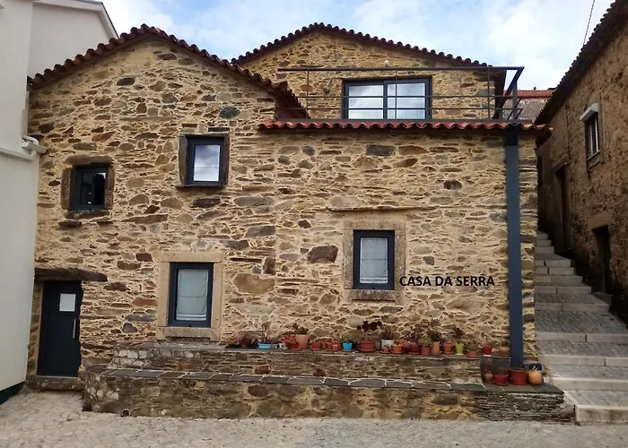 Casa Do Patio E Casa Da Serra Дом отдыха *